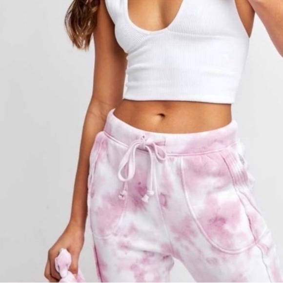 NWT Free People Work It Out Jogger - Picture 2 of 3